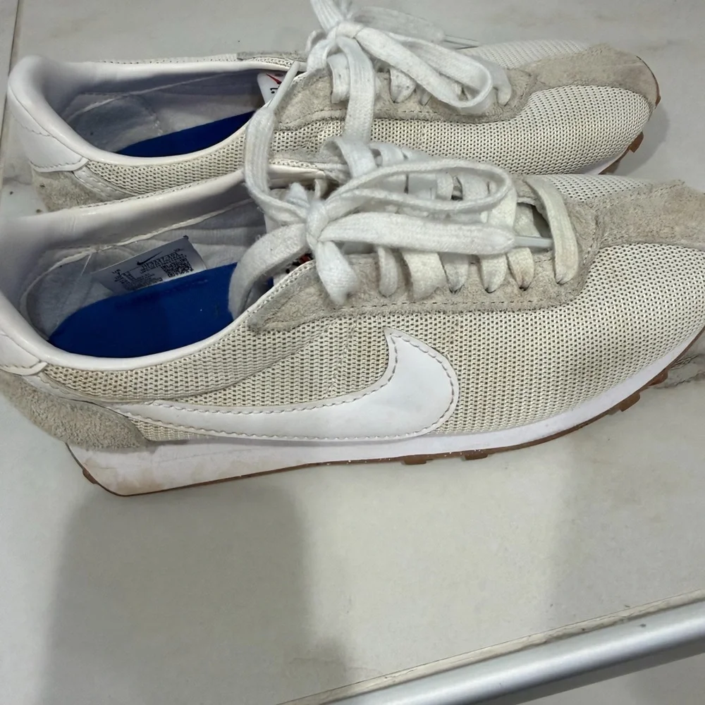 Nike lightweight mesh